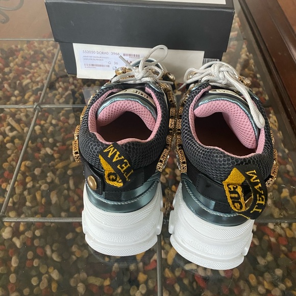 COPY - 100% Autentic Gucci FlashTrek gym shoes - Picture 2 of 7